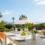 Villa Mariposa *