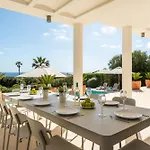 Mariposa Villa Sant Lluís